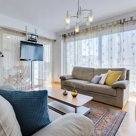 Deluxe City Apartman *